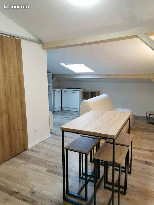 Appartement à louer, 29m², Parthenay