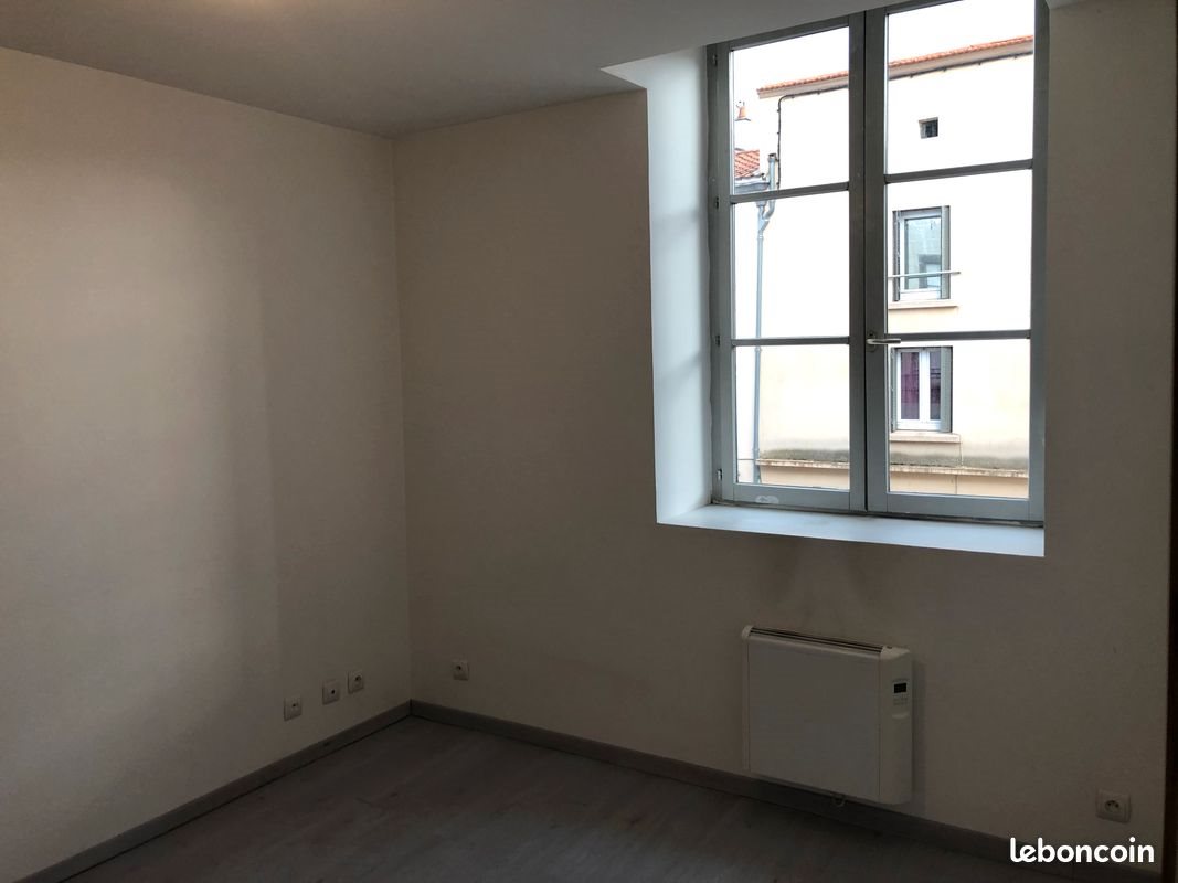 Appartement à louer, 34m², Riom
