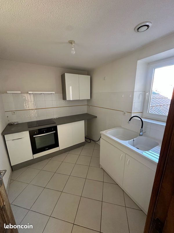 Appartement à louer, 2m², Saint-Bonnet-en-Champsaur