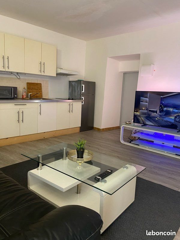 Appartement à louer, 45m², Orange