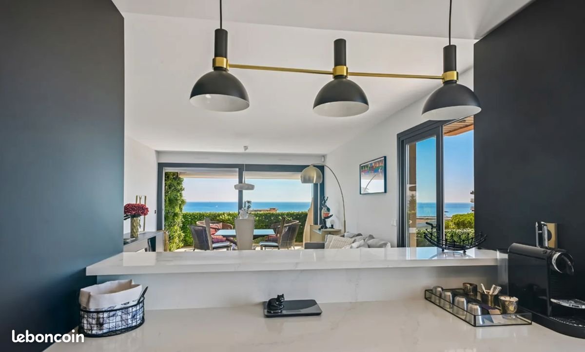 Appartement à vendre, 76m², Antibes
