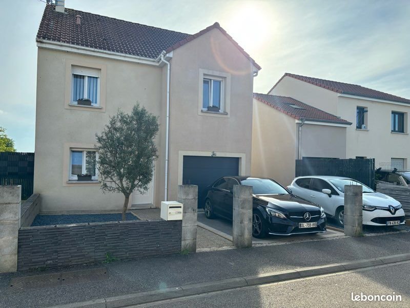 Maison à vendre, 130m², Avril