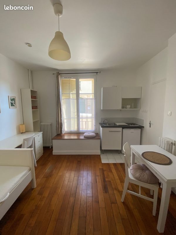 Appartement à louer, 18m², Versailles