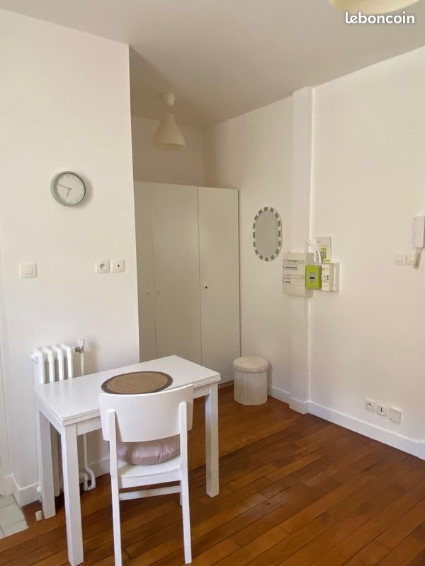 Appartement à louer, 18m², Versailles