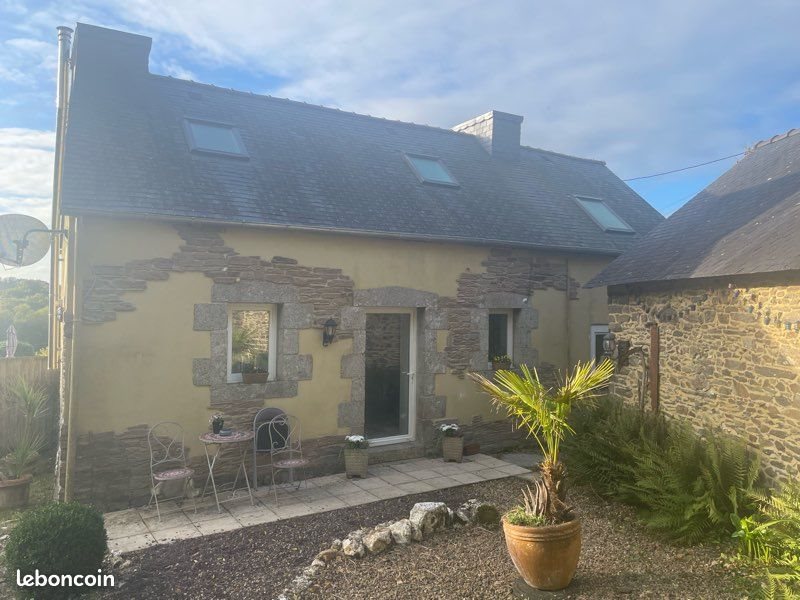 Maison à vendre, 67m², Poullaouen