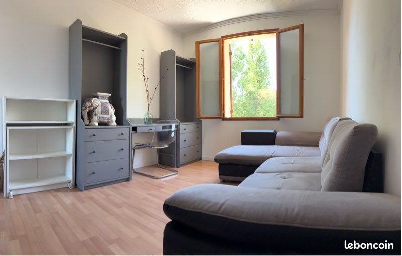 Appartement à louer, 32m², Les Clayes-sous-Bois