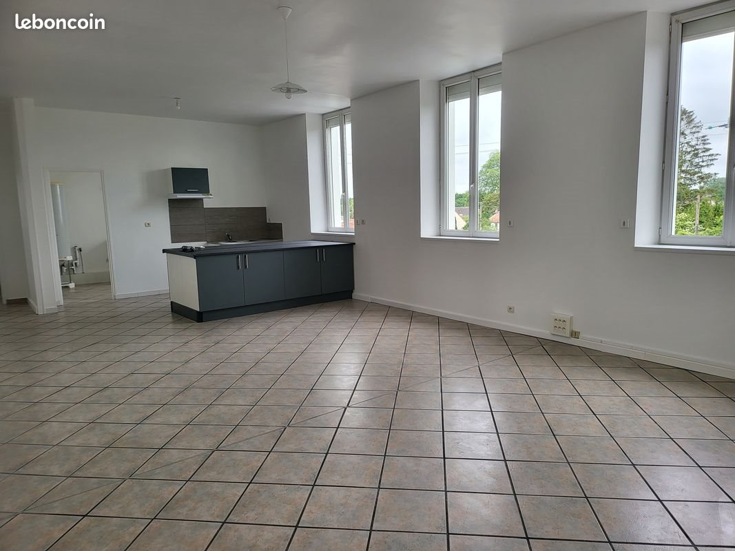 Appartement à louer, 110m², Sissonne