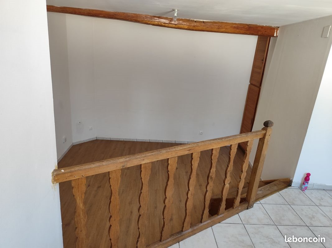 Appartement à louer, 37m², Château-Porcien