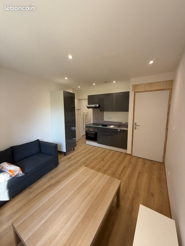 Appartement à louer, 18m², Belley