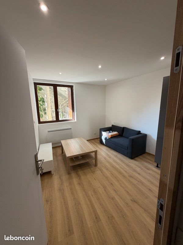 Appartement à louer, 18m², Belley