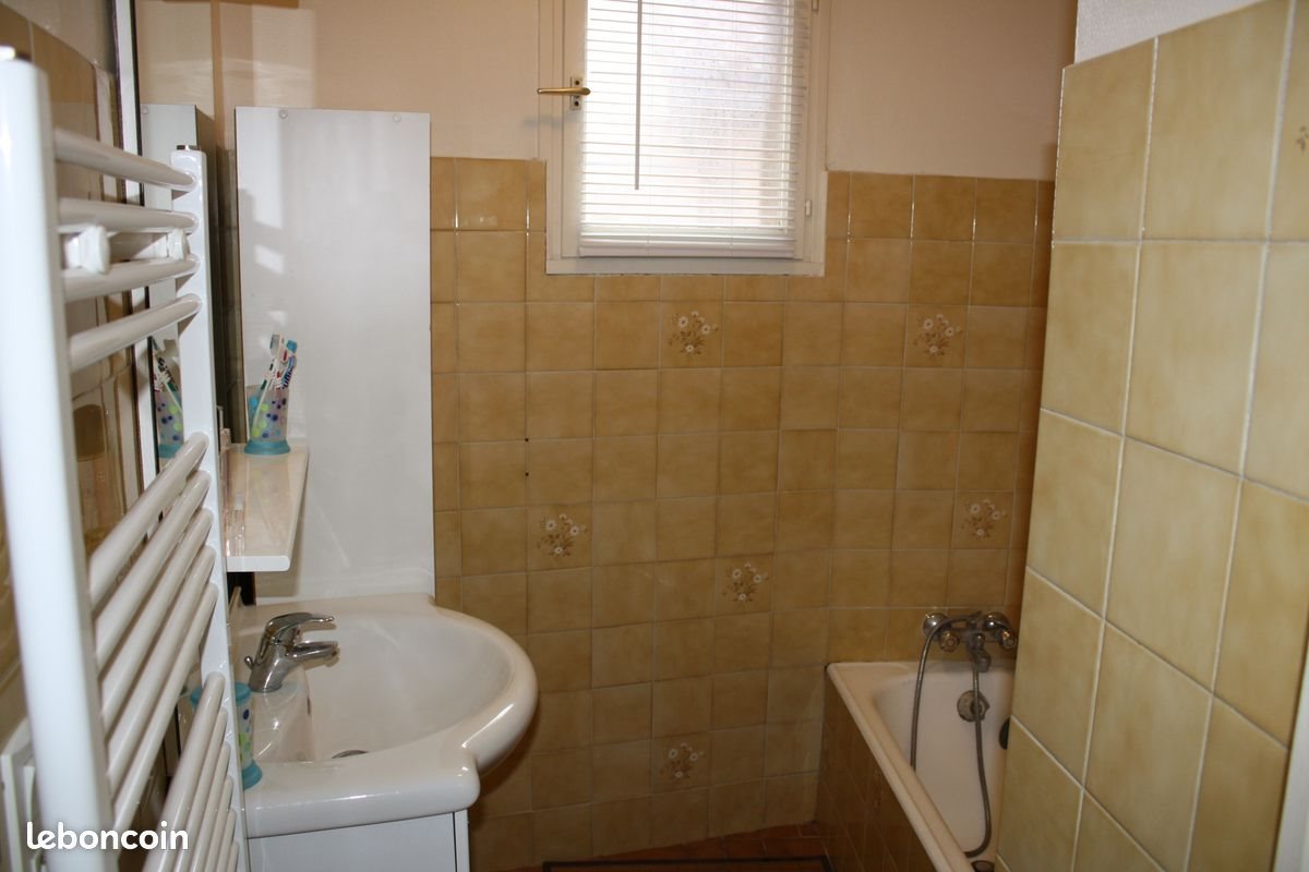 Appartement à louer, 43m², Millau