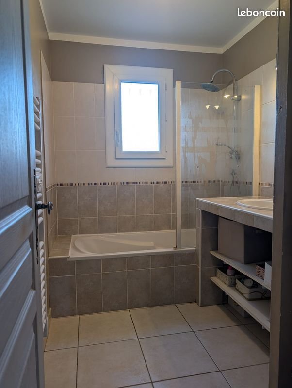 Maison à louer, 90m², Martigues