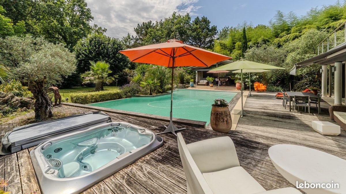 Maison à vendre, 300m², Sainte-Marthe