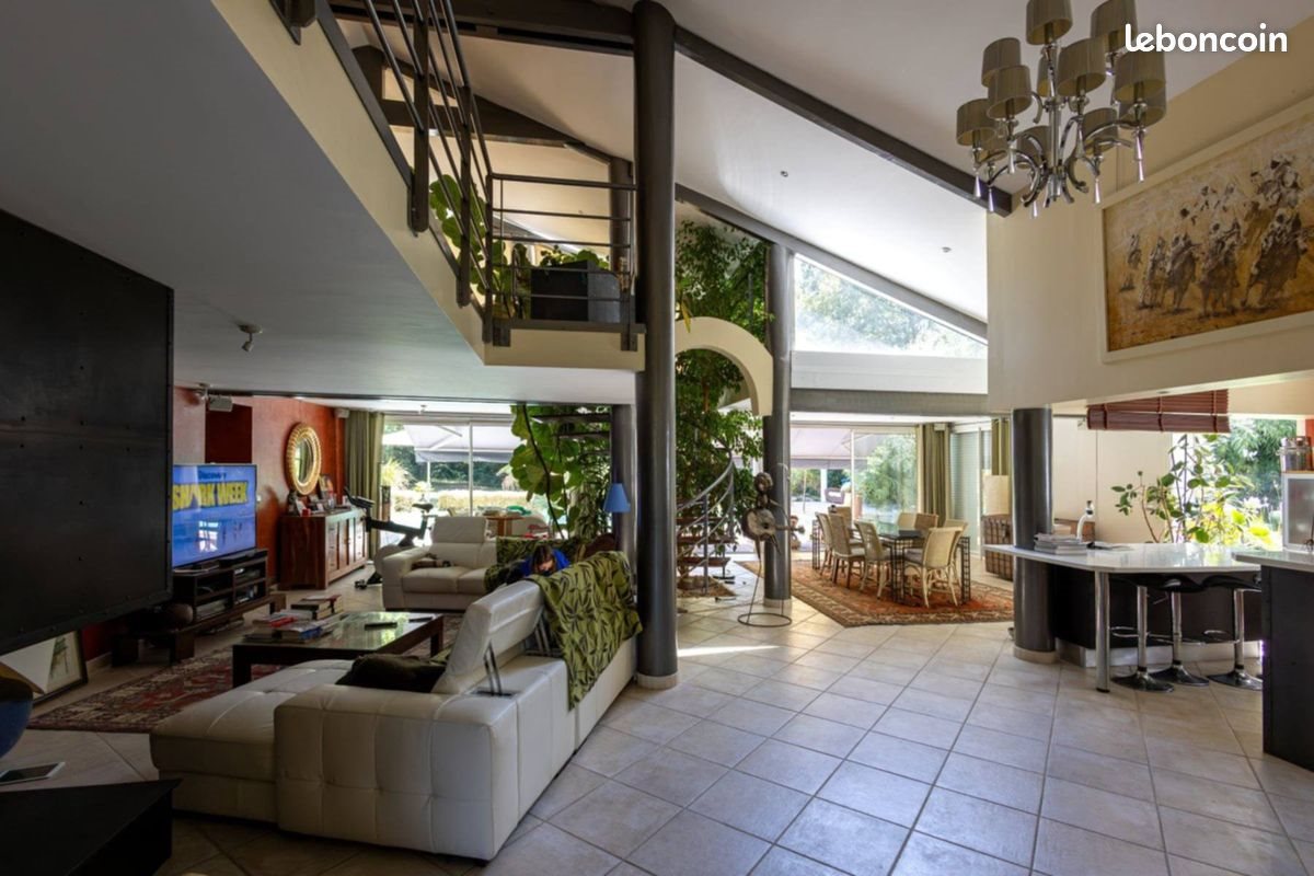 Maison à vendre, 300m², Sainte-Marthe