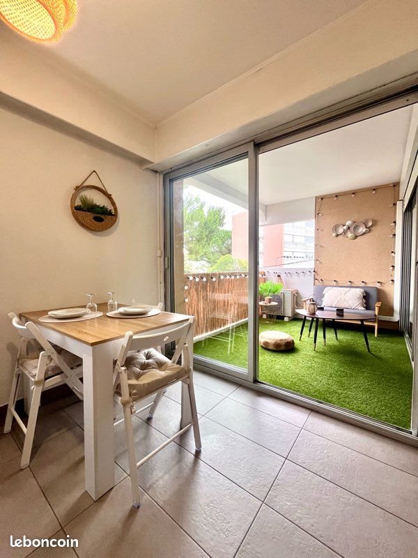 Appartement à louer, 31m², Antibes