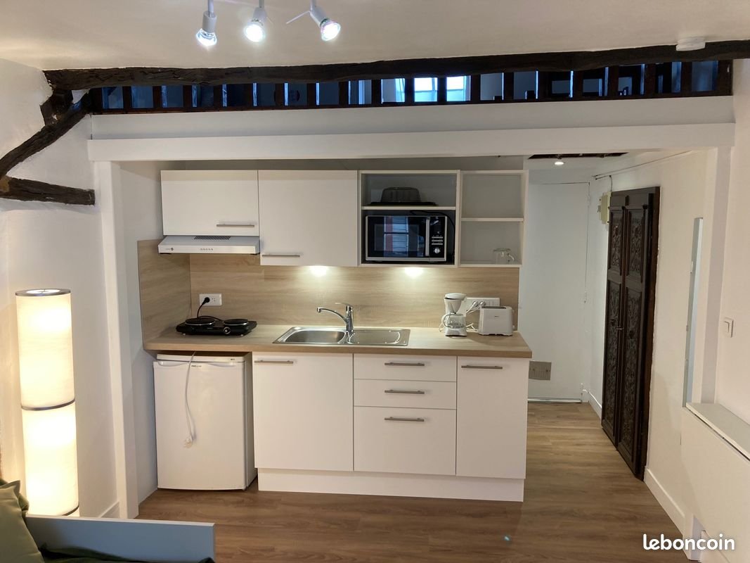 Appartement à louer, 19m², Versailles