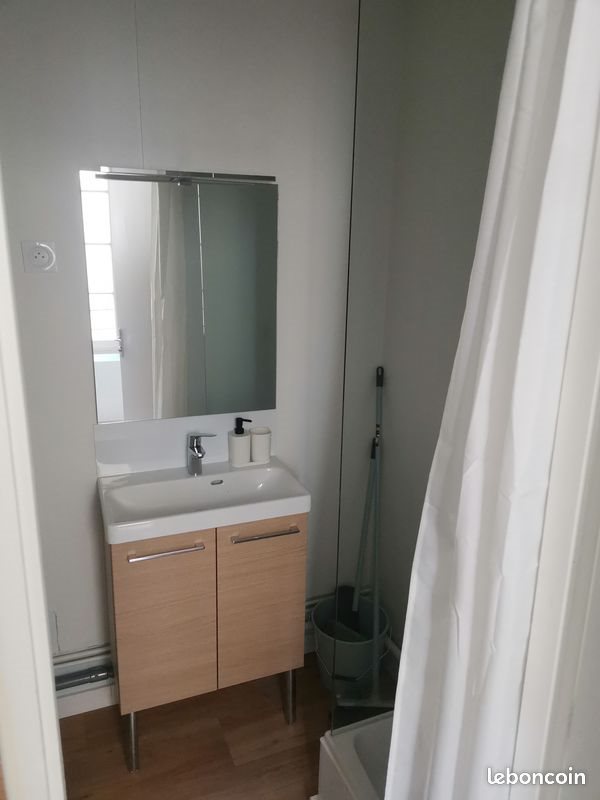 Appartement à louer, 28m², Niort