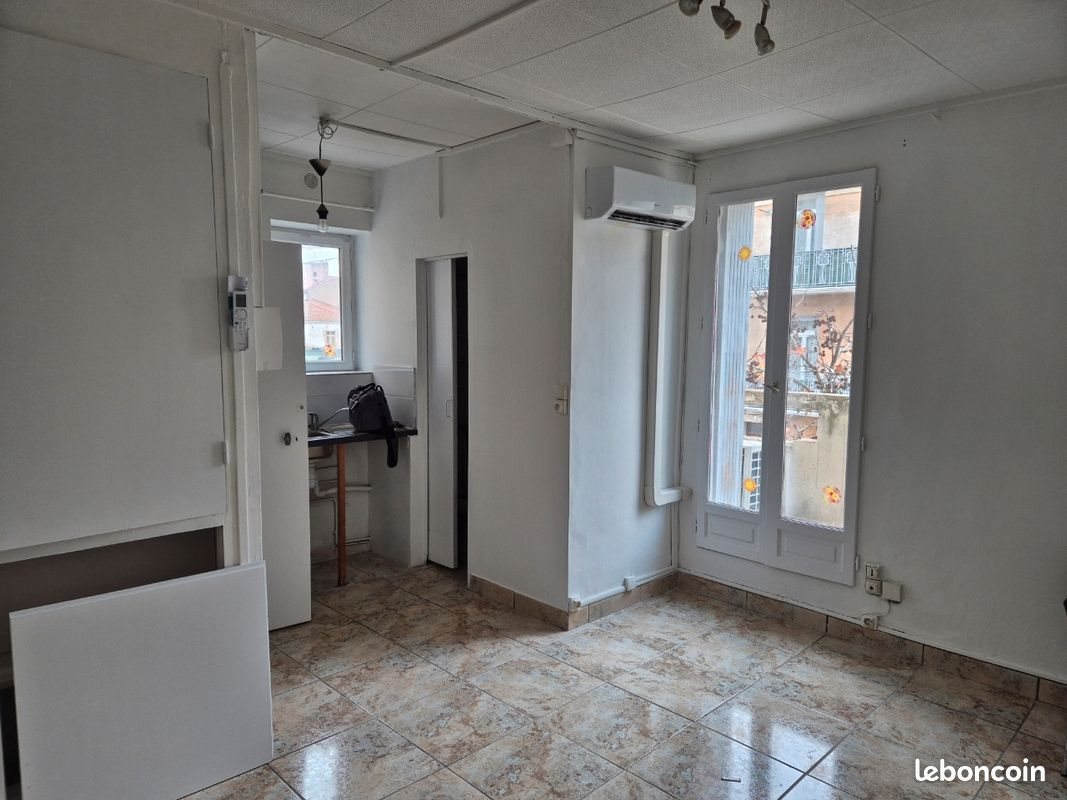 Appartement à louer, 17m², Béziers