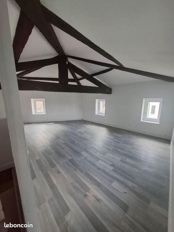 Appartement à louer, 90m², Andance