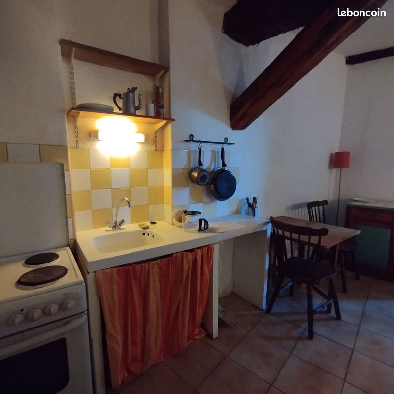 Appartement à louer, 30m², Entrecasteaux