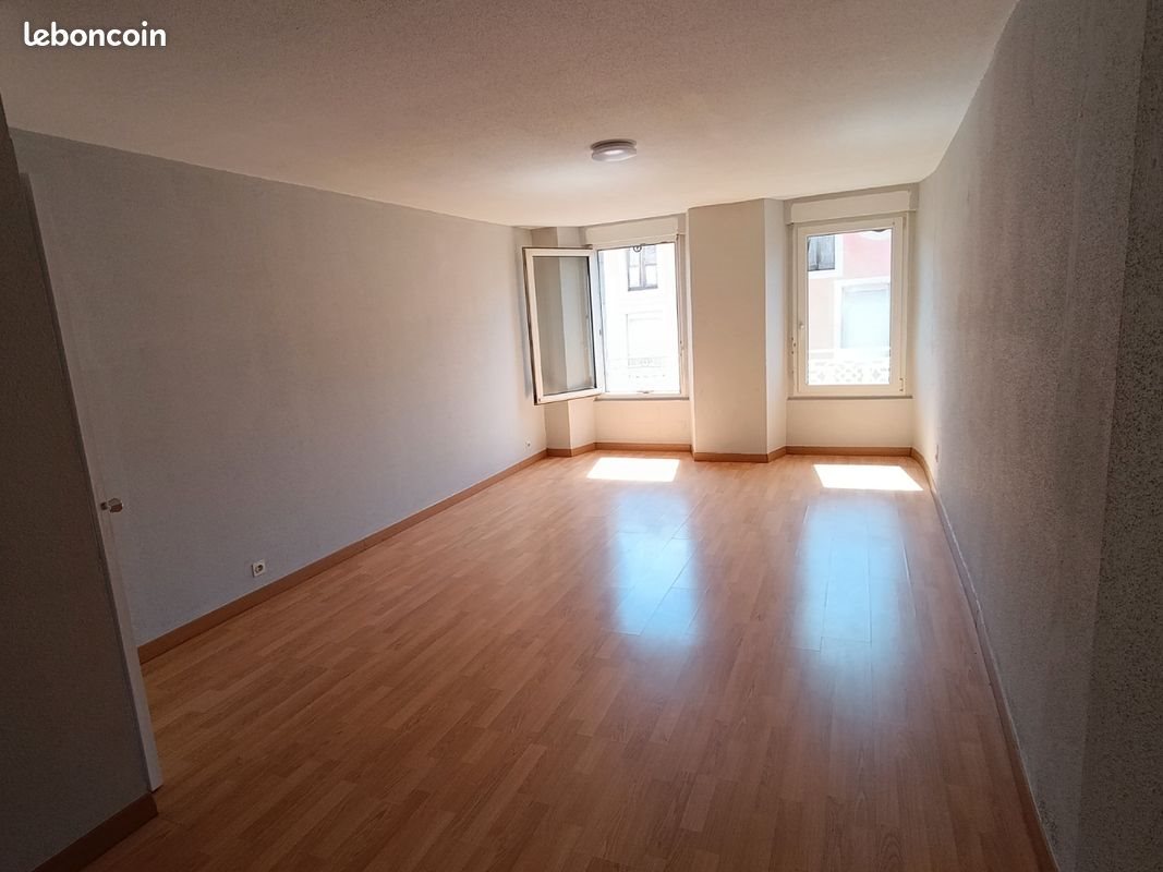 Appartement à louer, 70m², Langogne