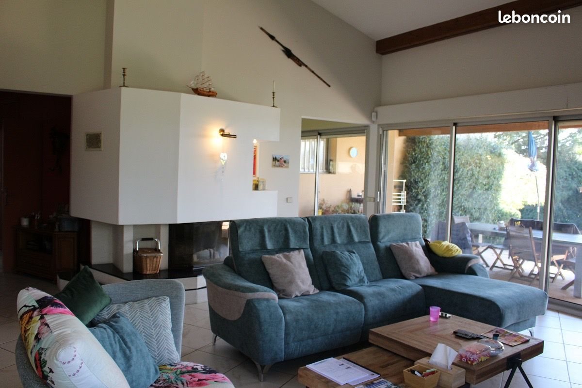 Maison à vendre, 220m², Roussillon