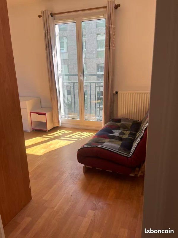 Appartement à louer, 63m², Courbevoie