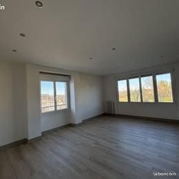 Appartement à vendre, 153m², Lubersac