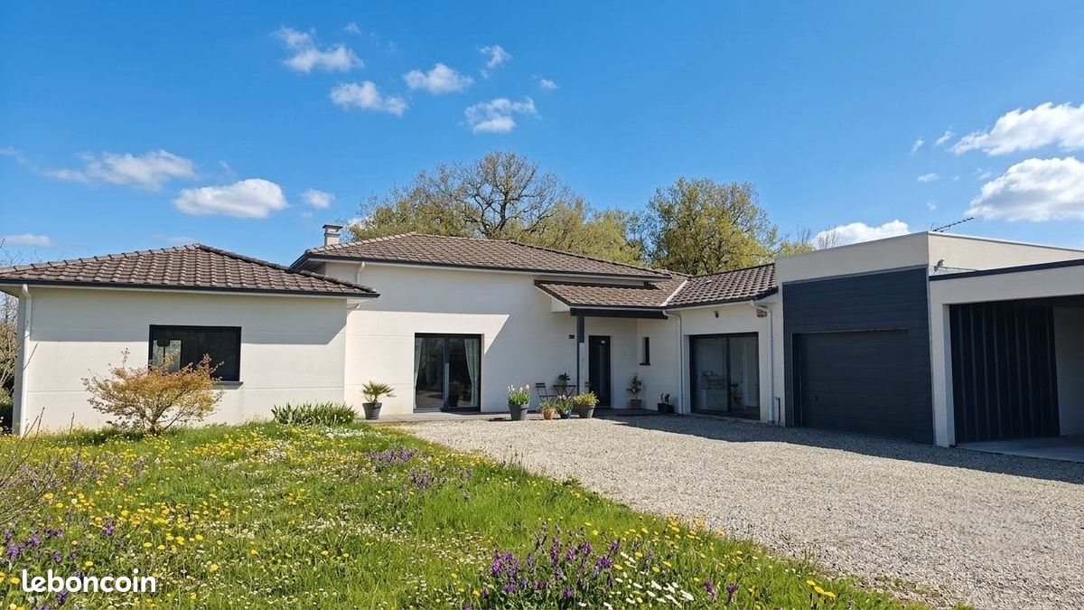 Maison à vendre, 170m², Hautefage-la-Tour