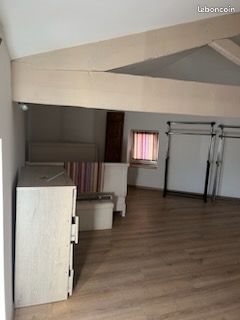 Appartement à louer, 55m², Connaux