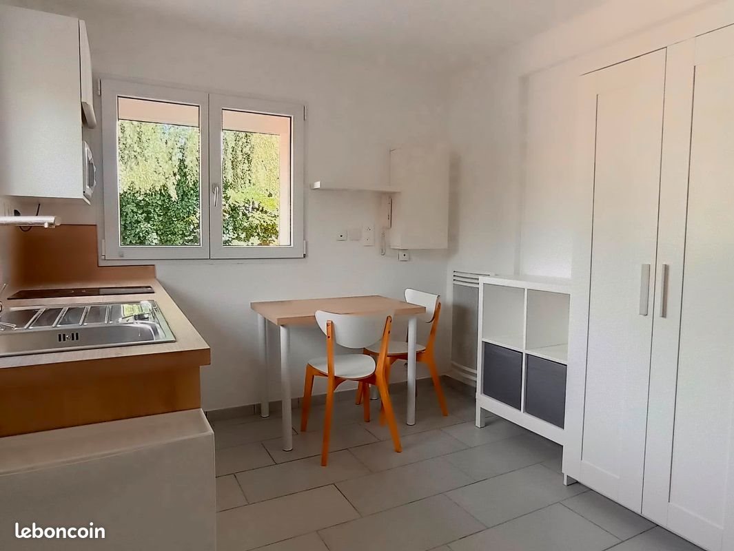 Appartement à louer, 19m², Fleury-les-Aubrais