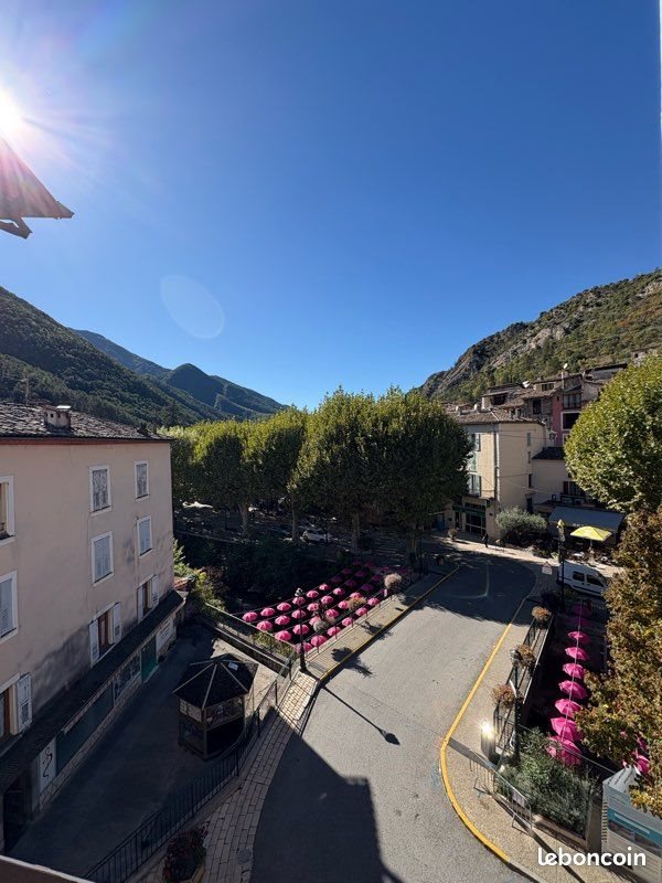 Appartement à louer, 46m², Puget-Théniers
