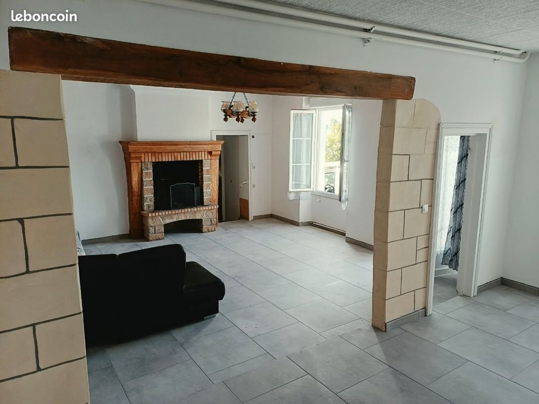 Maison à louer, 120m², Yvré-le-Pôlin