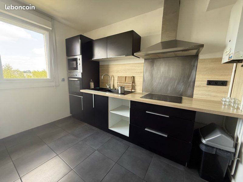 Appartement à louer, 80m², Vannes