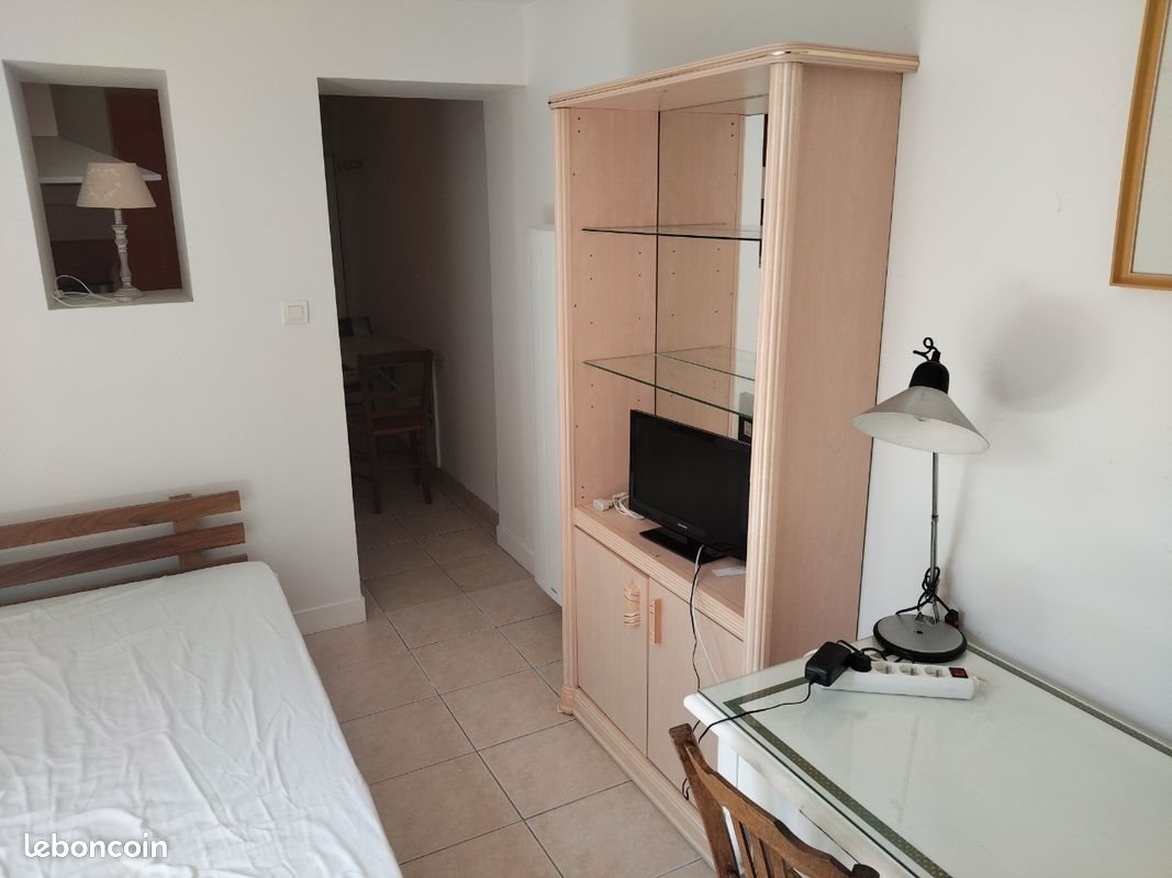 Appartement à louer, 17m², La Rochelle