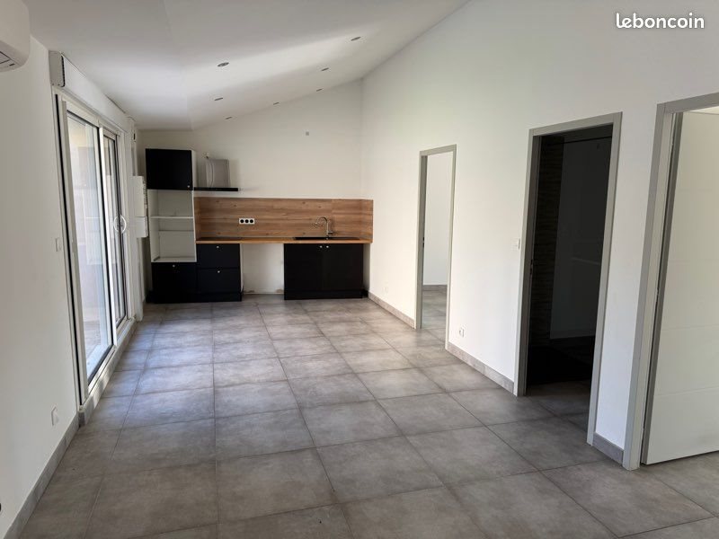Appartement à louer, 60m², La Brillanne