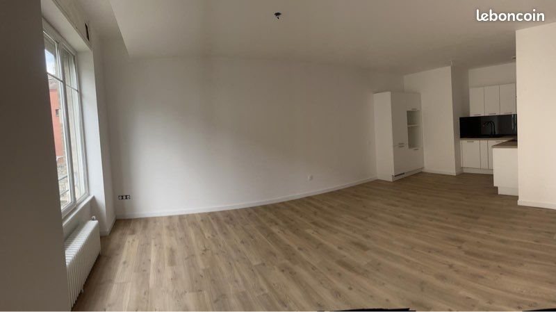 Appartement à louer, 87m², Neuves-Maisons