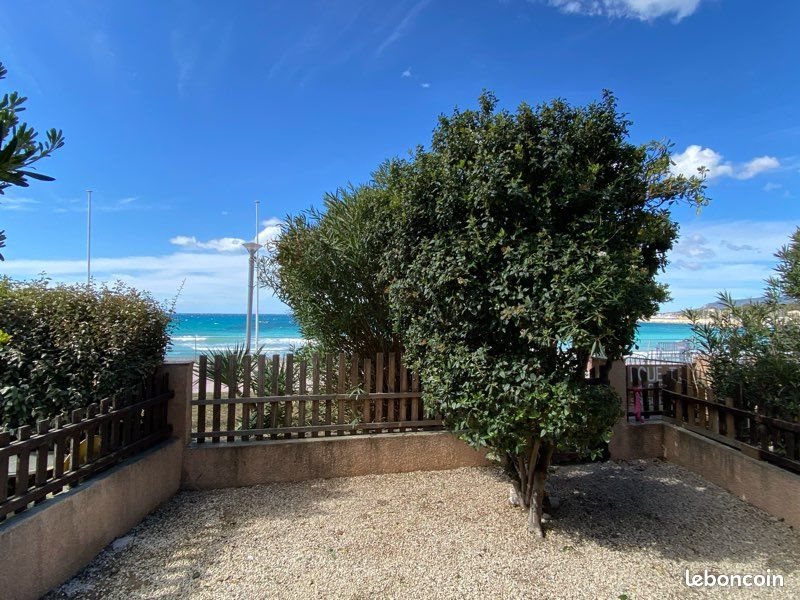 Appartement à louer, 60m², Saint-Cyr-sur-Mer