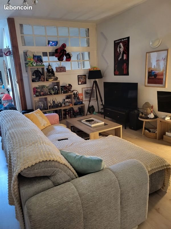 Appartement à louer, 1m², Lavelanet