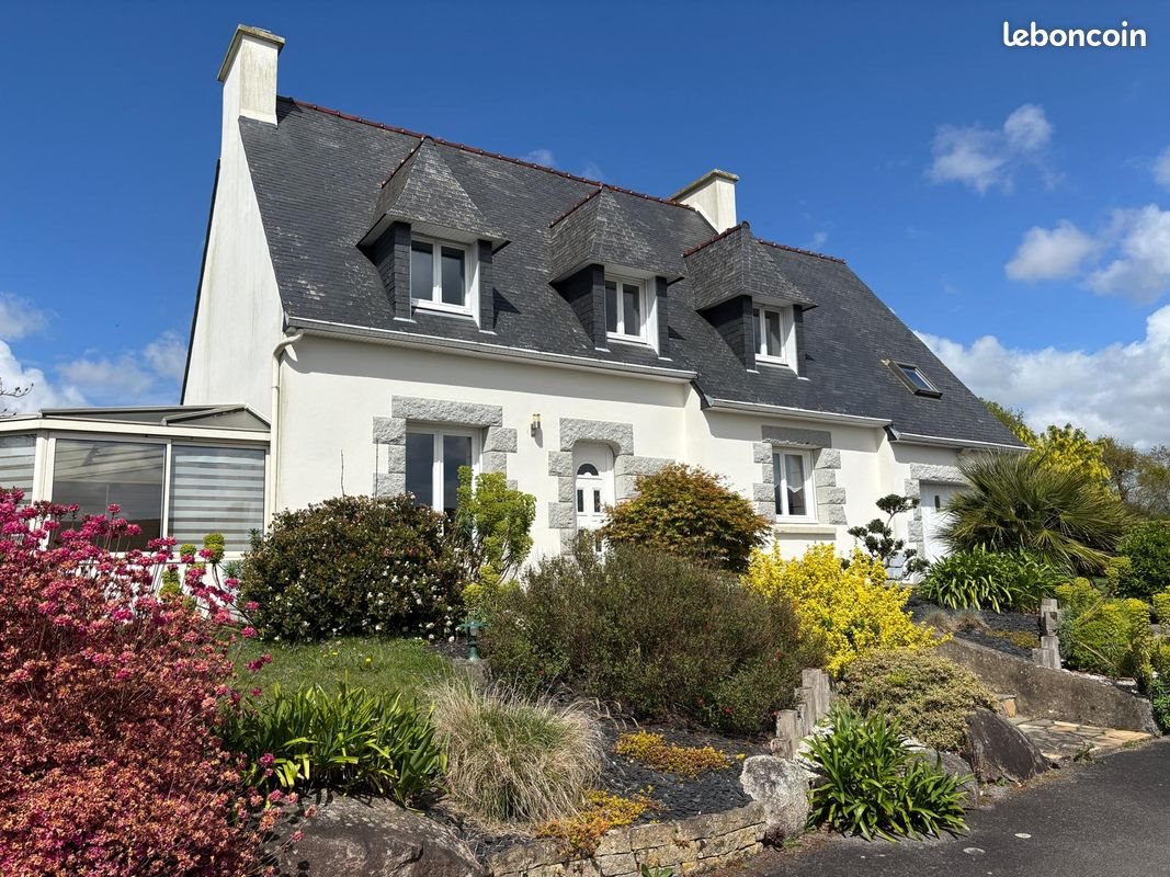 Maison à vendre, 120m², Saint-Ségal