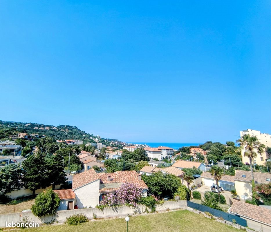 Appartement à louer, 55m², Bastia