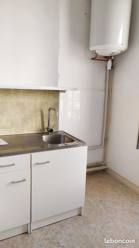 Appartement à louer, 24m², Saint-Étienne