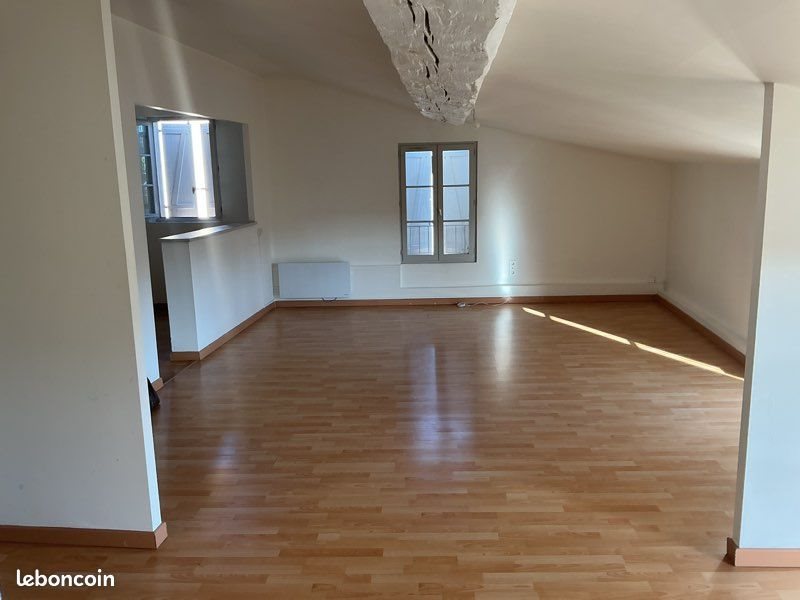 Appartement à louer, 68m², Rabastens