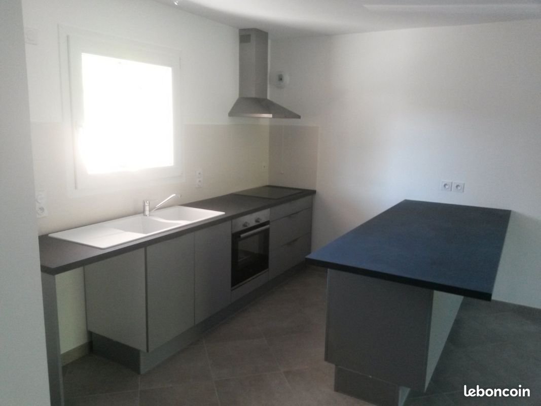 Appartement à louer, 77m², Viriat