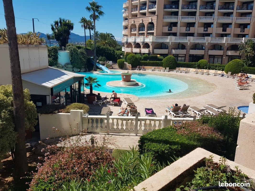 Appartement à louer, 25m², Cannes-la-Bocca