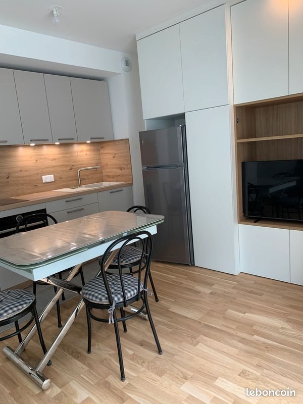 Appartement à louer, 33m², Issy-les-Moulineaux