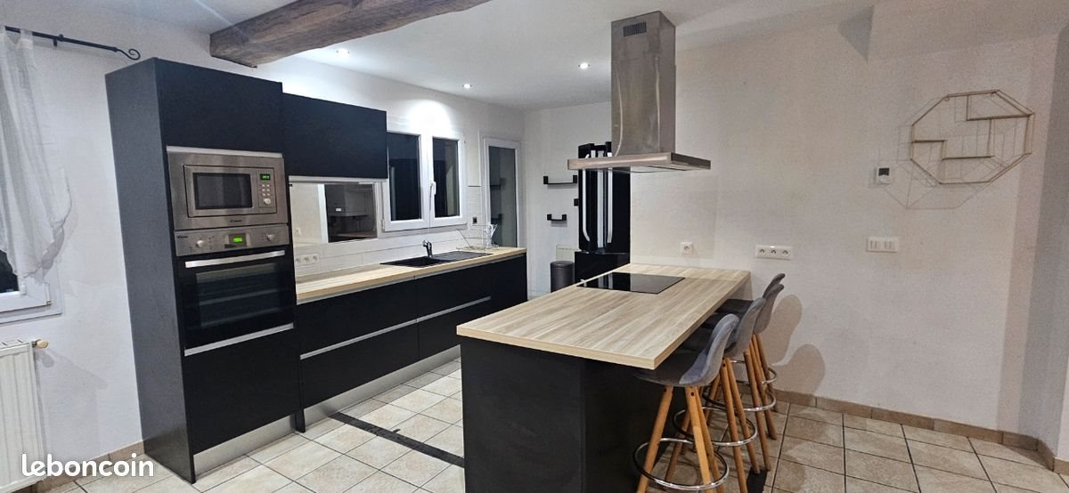 Maison à louer, 92m², Billère