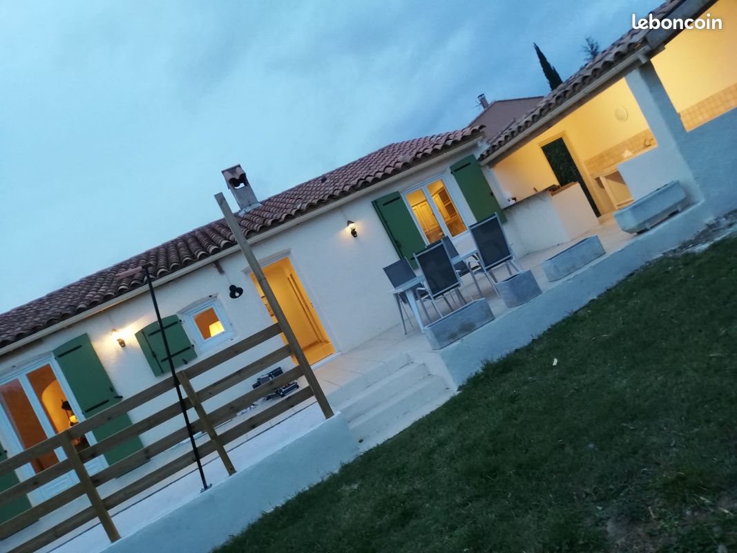 Appartement à louer, 80m², Pourrières
