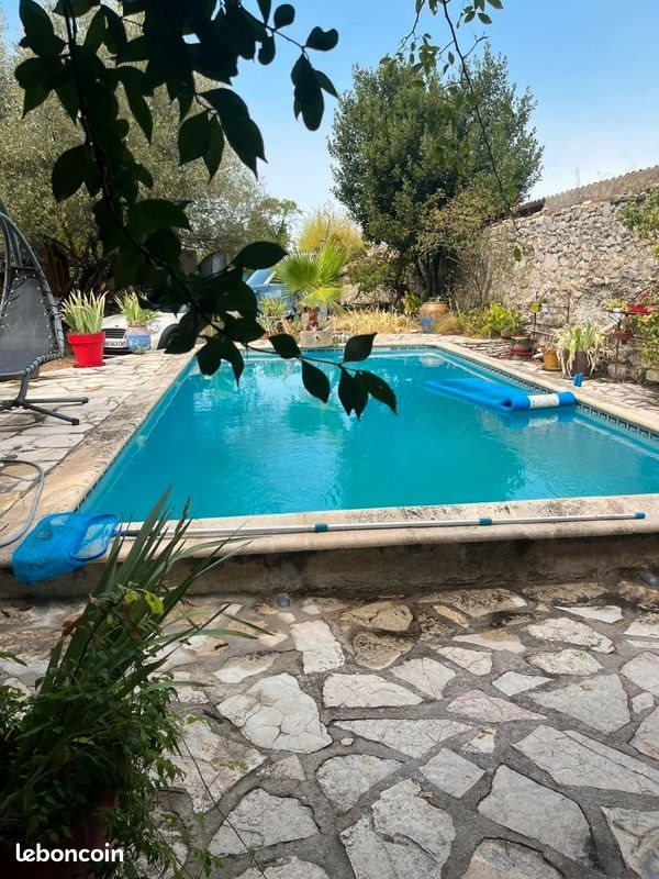 Maison à vendre, 200m², Vic-le-Fesq