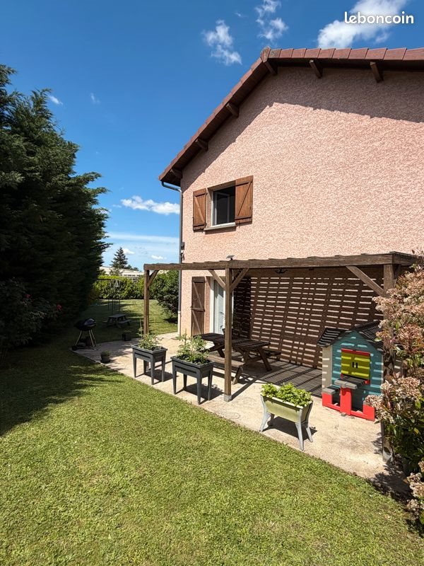 Maison à vendre, 101m², Nivolas-Vermelle